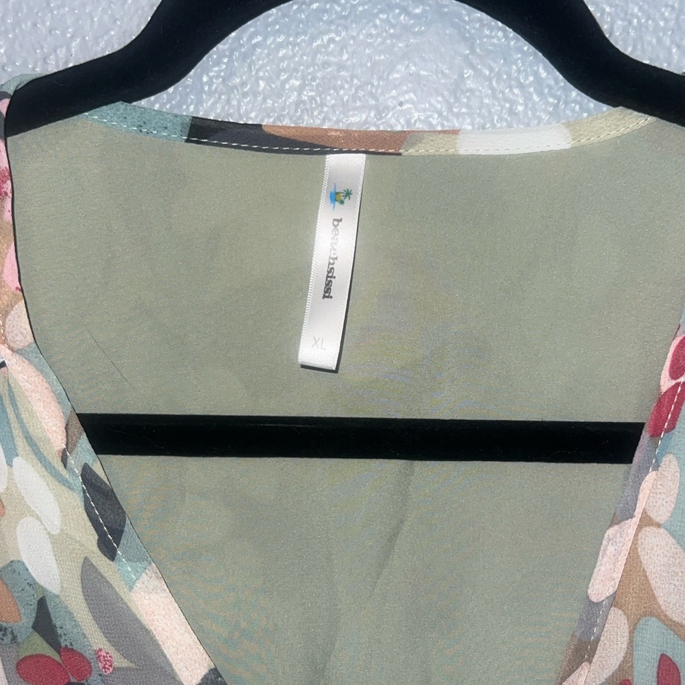 Floral Multicolor Midi Dress with Puff Sleeves - Picture 4 of 8